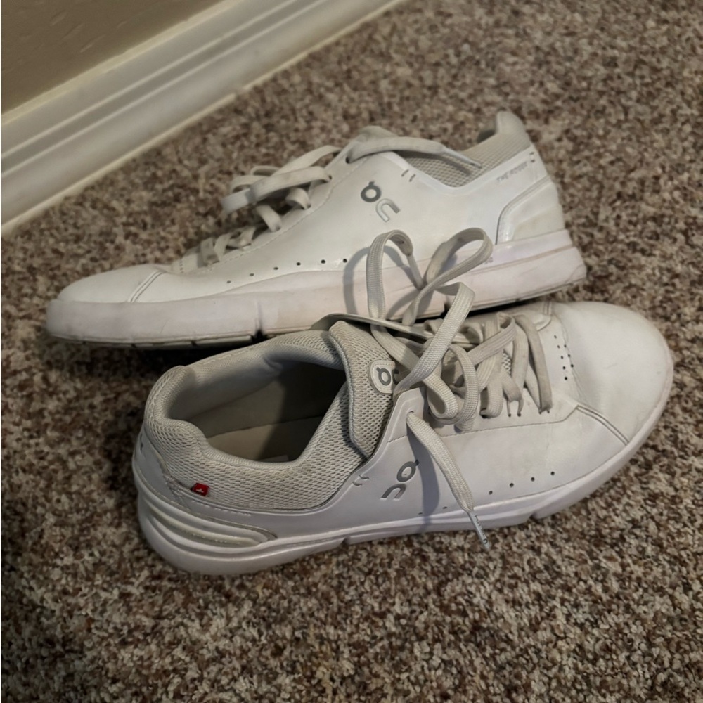 On Cloud The Roger Shoes